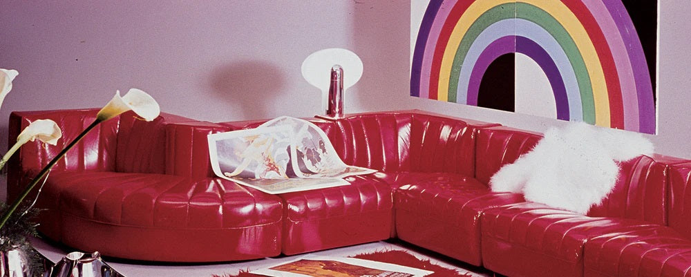 Summer reading – From science fiction to social dynamics, how the 70s shaped the sofa-Space Furniture SG
