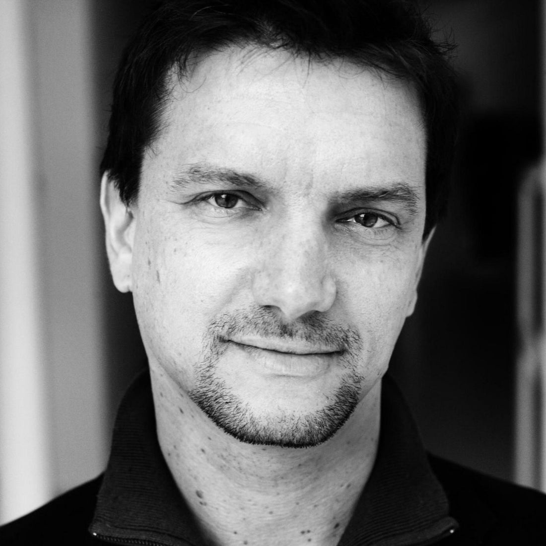 Jozeph Forakis-Space Furniture SG