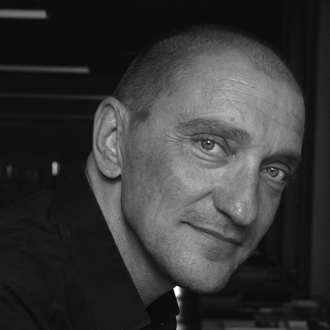 Rodolfo Dordoni-Space Furniture SG