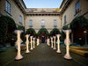 The Dilly lamp by Jacopo Foggini for Edra, on show in the courtyard of Palazzo Durini. Photo c/o Edra.
