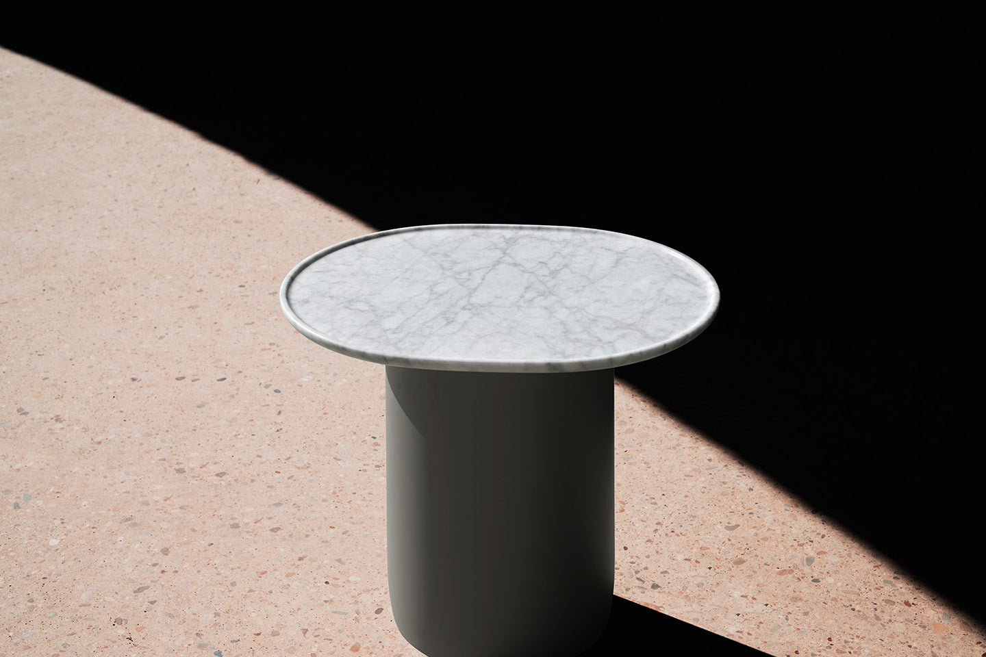 Button tables designed by Barber Osgerby. Photograph © Tommaso Sartori c/o B&B Italia.
