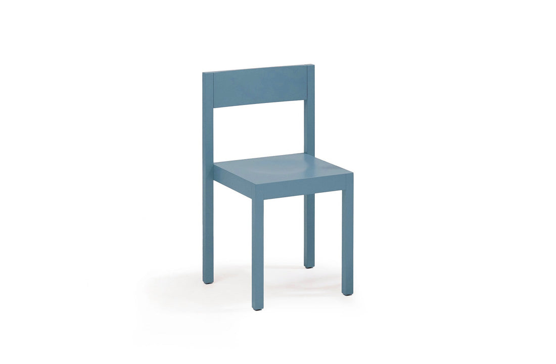 Blu Pavone NCS S 6020 B50 G lacquered Beechwood