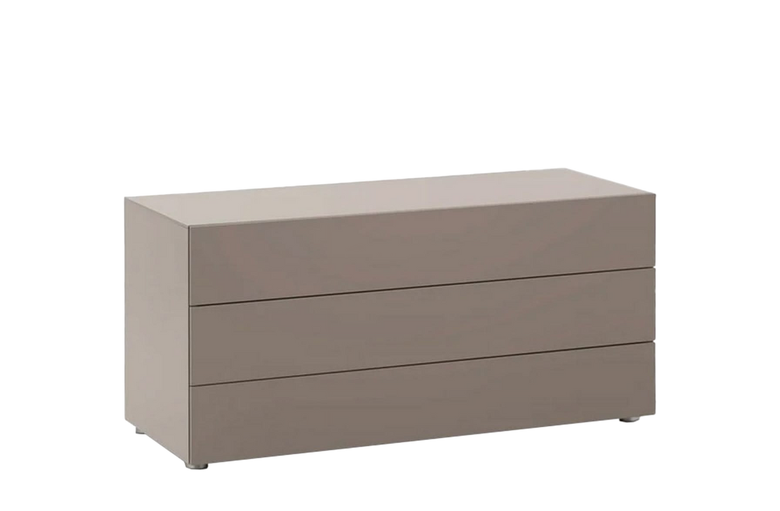 130x52.6x62.5 cm / Chest of 3 Drawers / Mat Lacquered Roccia