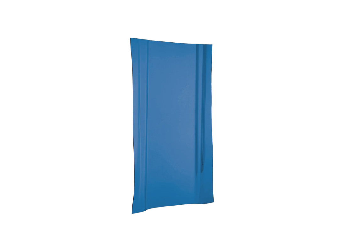 115x11x196 cm / Blue Glass