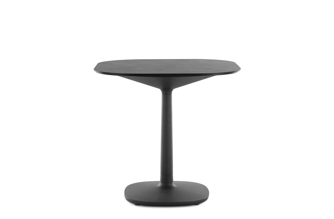Black Stoneware in Solid Colour/Black