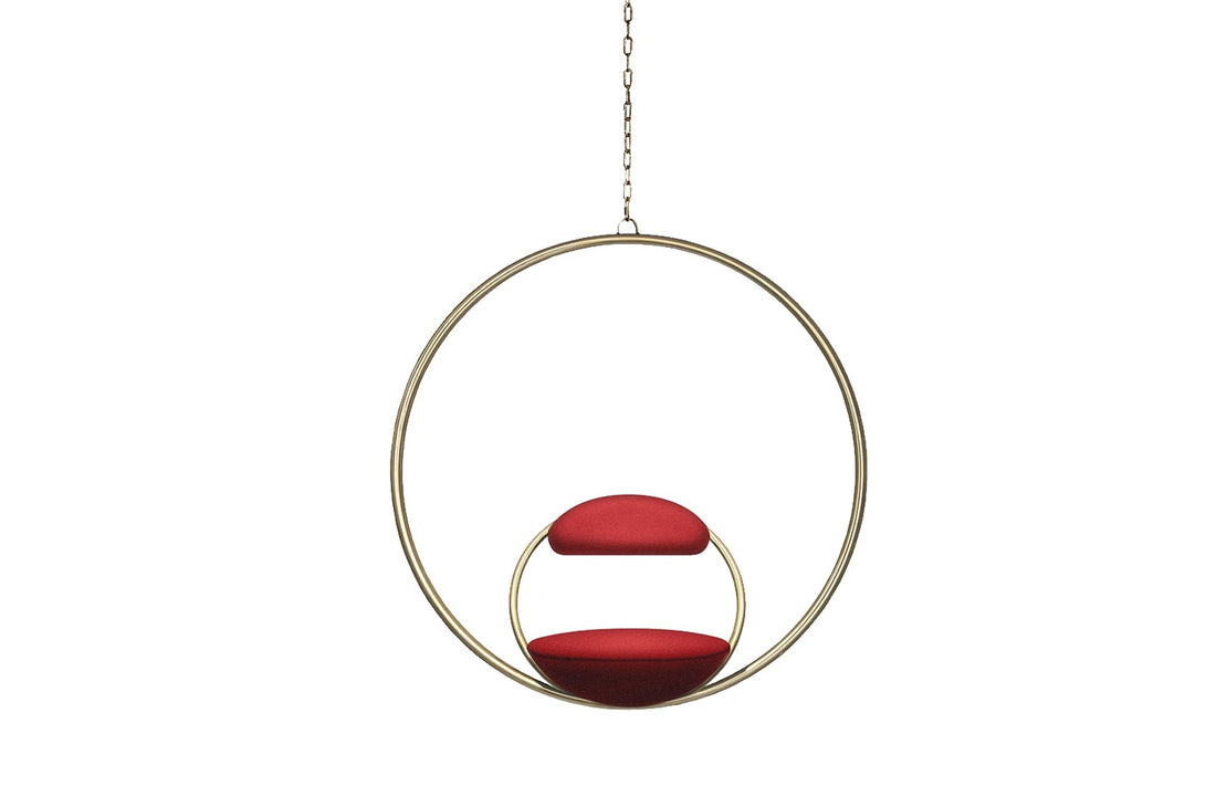 Brushed Brass / Kvadrat Divina 3 Red